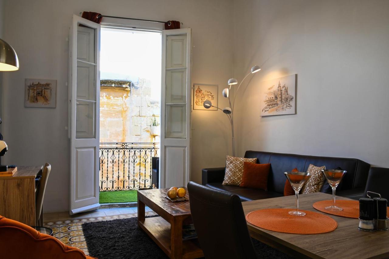Bebirgu Palazzino Luxury 2 Jacuzzi To Share Apartment ภายนอก รูปภาพ